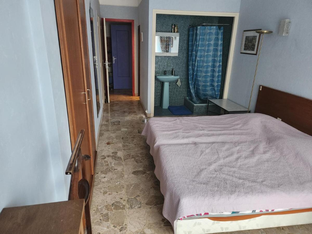 Big Apart 140M2 5Min Walk To Beach Sea &Promenade 3 Double Rooms,Big Living Room 42M2, 3 Showers,9 Beds, Free Parking Nizza Exterior foto